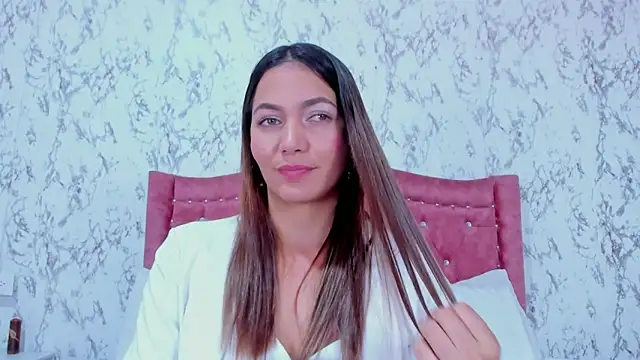 Snapshot of Mia_Malkovaa_ chatting on October 2025 04:51:01 PM Mia Malkovaa online show from October 2025 04:51:01 PM