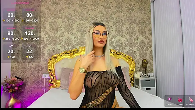 Snapshot of JulieBigAssx chatting on February 2025 06:13:02 PM JulieBigAssx online show from February 2025 06:13:02 PM