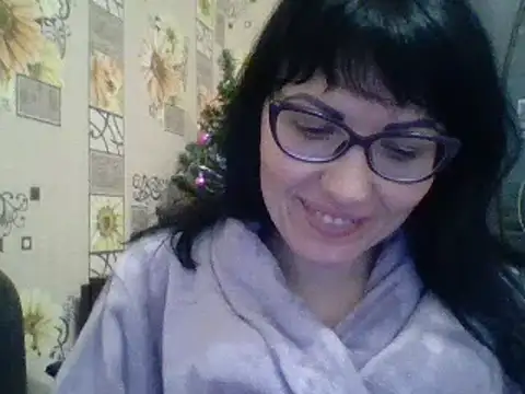 CharmingCat321 online show from December 2024 07:11:02 PM