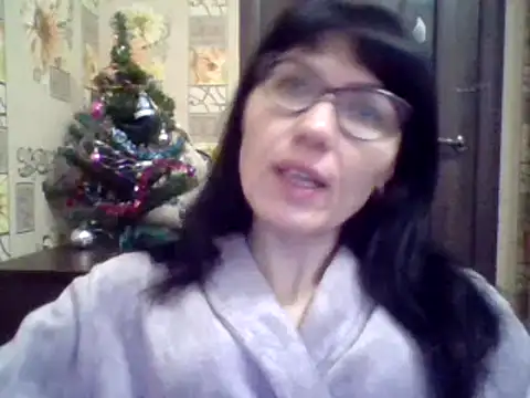 CharmingCat321 online show from December 2024 02:56:01 AM