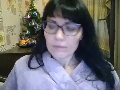 CharmingCat321 online show from December 2024 11:27:02 PM