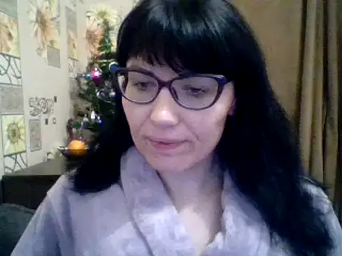 CharmingCat321 online show from December 2024 01:58:02 AM