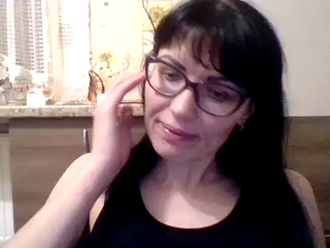 CharmingCat321 online show from December 2024 04:27:02 PM