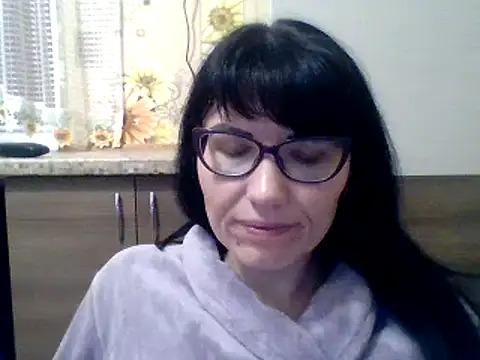 CharmingCat321 online show from December 2024 09:32:02 PM