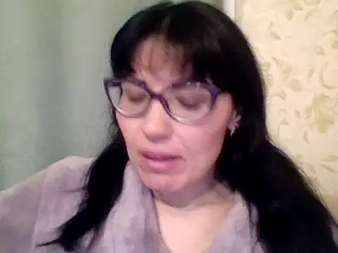 CharmingCat321 online show from February 2025 05:39:02 PM