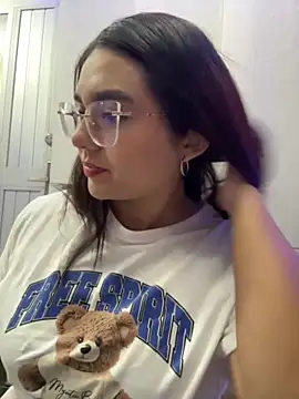 camianddanna online show from November 2025 01:16:01 AM