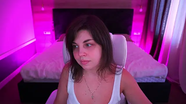 MirandaWong online show from September 2025 05:53:02 AM