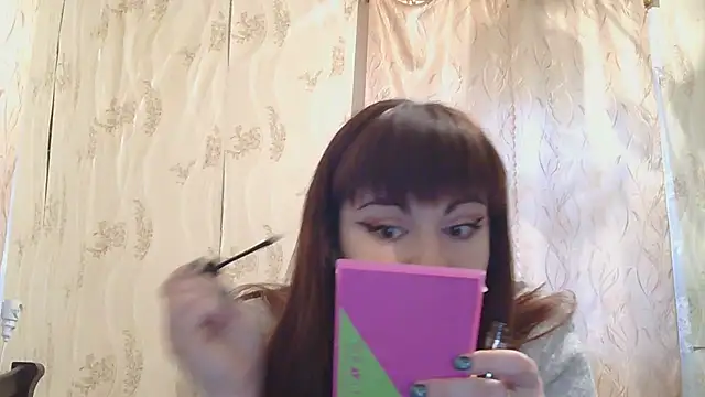 StarandMoon online show from December 2024 01:17:01 PM