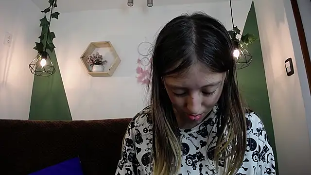 Snapshot of BRIAR_AND_BLAIR chatting on February 2025 02:09:02 PM BRIAR AND BLAIR online show from February 2025 02:09:02 PM