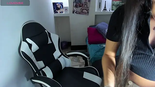 Catalehia Milk online show from October 2025 07:55:01 PM