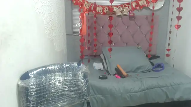 vainillaplaypussy online show from February 2025 12:11:01 PM