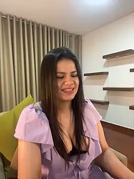 Alice Biel online show from January 2025 02:32:02 AM