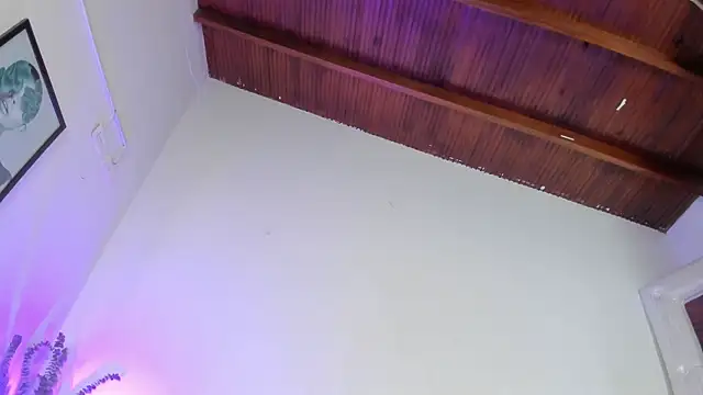 Sofi Vasquez online show from December 2024 12:39:01 AM