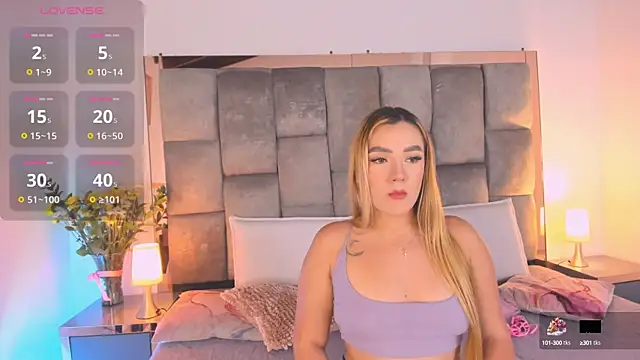 Sofi Vasquez online show from September 2025 08:33:01 PM