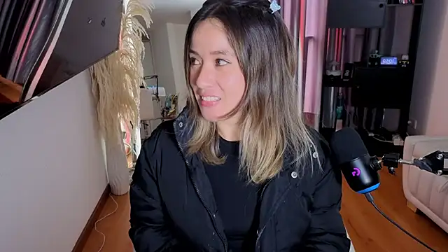 sexfire lalita online show from April 2026 04:01:01 PM