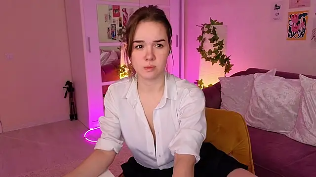 LindaRobertz online show from March 2025 09:07:02 AM