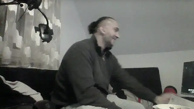 Snapshot of NewyorkDimi chatting on November 2025 01:05:02 AM NewyorkDimi online show from November 2025 01:05:02 AM