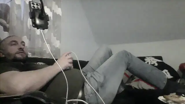 Snapshot of NewyorkDimi chatting on December 2025 06:53:02 AM NewyorkDimi online show from December 2025 06:53:02 AM