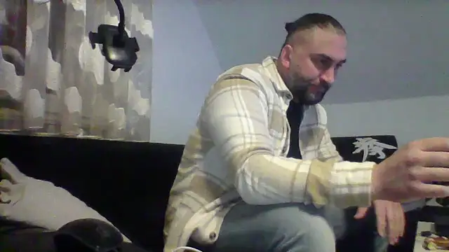 Snapshot of NewyorkDimi chatting on December 2025 05:49:01 AM NewyorkDimi online show from December 2025 05:49:01 AM