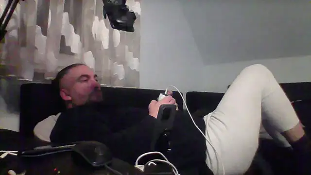 Snapshot of NewyorkDimi chatting on February 2026 02:27:01 AM NewyorkDimi online show from February 2026 02:27:01 AM
