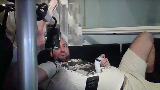 Snapshot of NewyorkDimi chatting on July 2026 01:43:01 AM NewyorkDimi online show from July 2026 01:43:01 AM