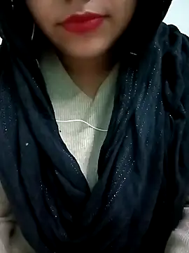 Snapshot of Alia-07 chatting on December 2024 06:54:02 PM Alia-07 online show from December 2024 06:54:02 PM