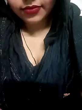 Snapshot of Alia-07 chatting on December 2024 06:36:01 AM Alia-07 online show from December 2024 06:36:01 AM