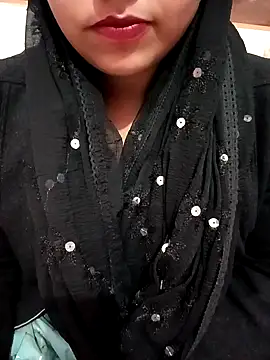 Snapshot of Alia-07 chatting on December 2024 01:11:02 PM Alia-07 online show from December 2024 01:11:02 PM