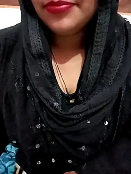 Snapshot of Alia-07 chatting on December 2024 02:51:01 PM Alia-07 online show from December 2024 02:51:01 PM