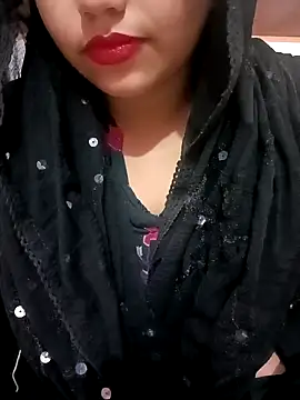 Snapshot of Alia-07 chatting on January 2025 10:32:02 AM Alia-07 online show from January 2025 10:32:02 AM
