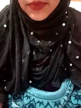 Snapshot of Alia-07 chatting on January 2025 03:52:02 PM Alia-07 online show from January 2025 03:52:02 PM