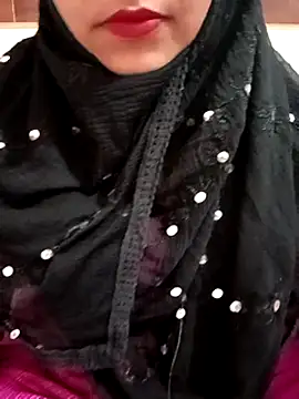 Snapshot of Alia-07 chatting on January 2025 12:06:01 PM Alia-07 online show from January 2025 12:06:01 PM