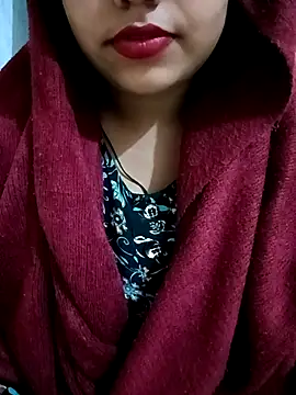 Snapshot of Alia-07 chatting on March 2025 05:39:02 PM Alia-07 online show from March 2025 05:39:02 PM