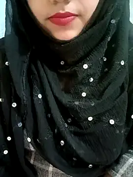 Snapshot of Alia-07 chatting on March 2025 06:17:02 AM Alia-07 online show from March 2025 06:17:02 AM