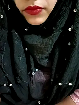 Snapshot of Alia-07 chatting on March 2025 06:05:02 AM Alia-07 online show from March 2025 06:05:02 AM