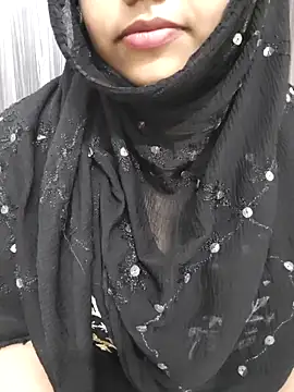 Snapshot of Alia-07 chatting on September 2025 06:41:02 PM Alia-07 online show from September 2025 06:41:02 PM