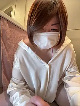Snapshot of Yukimi- chatting on February 2026 08:29:02 PM Yukimi- online show from February 2026 08:29:02 PM