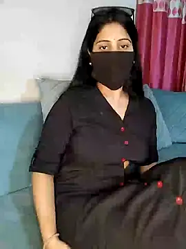Kritika Hotty online show from February 2025 02:04:02 PM