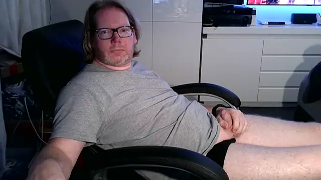 VSteph online show from October 2025 07:42:02 PM