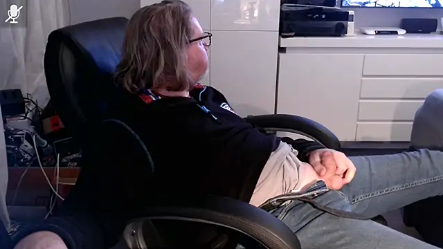 VSteph online show from November 2025 09:03:02 PM