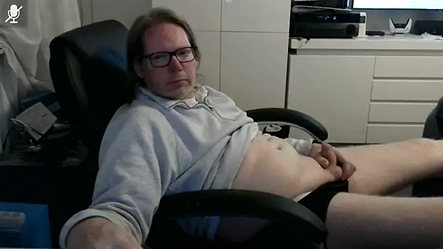 Snapshot of VSteph chatting on June 2026 08:29:02 PM VSteph online show from June 2026 08:29:02 PM