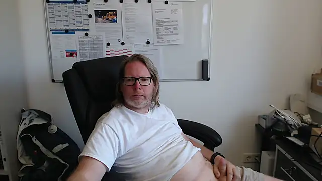 Snapshot of VSteph chatting on July 2026 03:25:02 PM VSteph online show from July 2026 03:25:02 PM