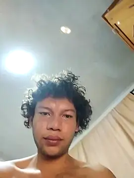 Snapshot of Zombra_42 chatting on October 2025 06:03:01 AM Zombra 42 online show from October 2025 06:03:01 AM