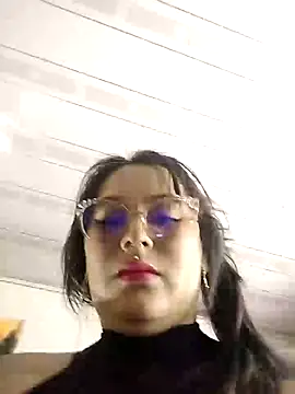ambar 07 online show from January 2025 11:06:01 PM