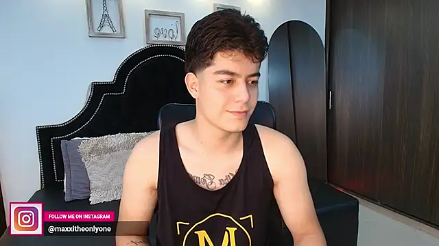 MaxxiCruz online show from September 2025 11:07:01 PM