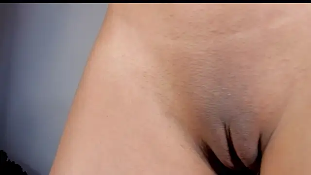 Snapshot of lilibluex chatting on January 2025 10:49:02 PM lilibluex online show from January 2025 10:49:02 PM