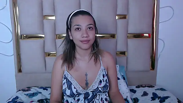 nina carther online show from November 2025 11:00:01 AM