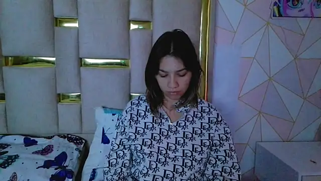 nina carther online show from December 2025 11:06:01 AM