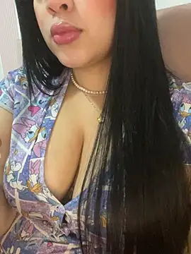 Snapshot of debiigg chatting on February 2025 08:28:01 PM debiigg online show from February 2025 08:28:01 PM