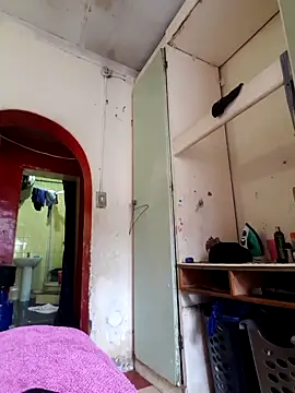 Snapshot of Polygamist chatting on October 2025 06:25:01 AM Polygamist online show from October 2025 06:25:01 AM